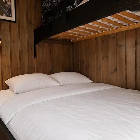 Holiday home Hyttetu Family House With Sauna In Golsfjellet *